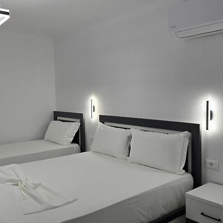 Guest House Pogradeci Exterior foto