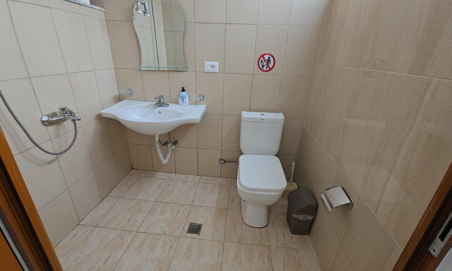 Guest House Pogradeci Exterior foto