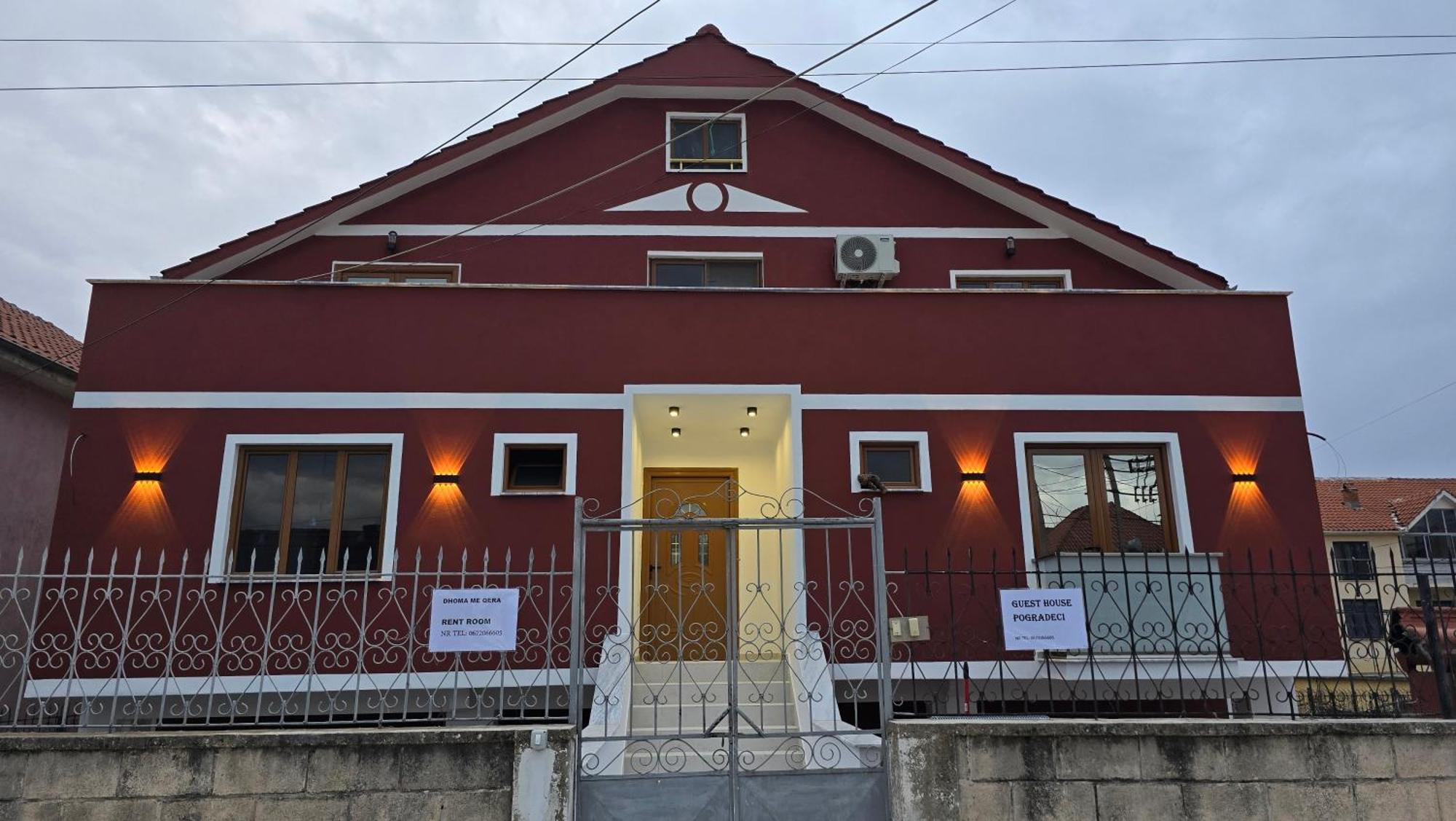 Guest House Pogradeci Exterior foto