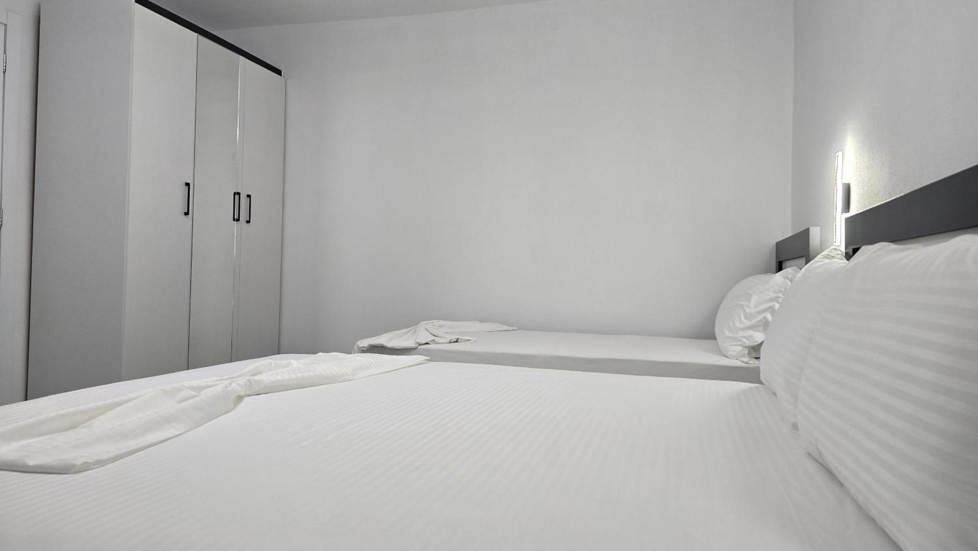 Guest House Pogradeci Exterior foto