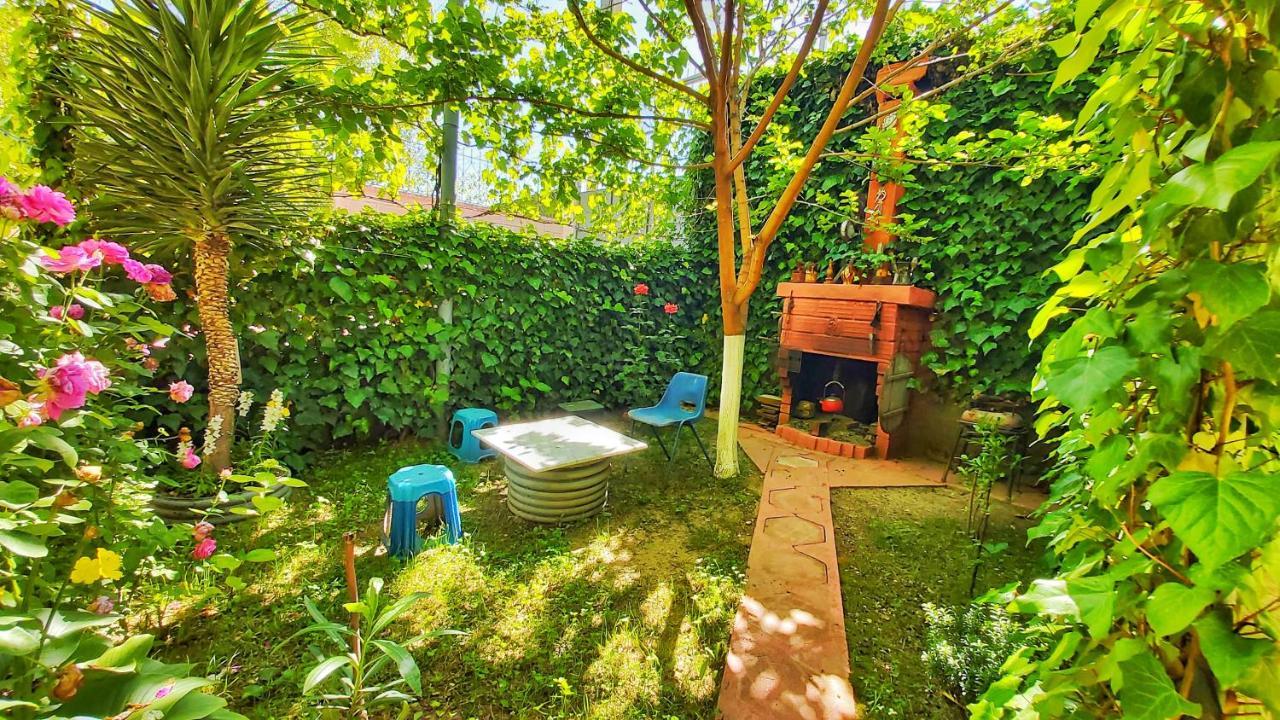 Guest House Pogradeci Exterior foto